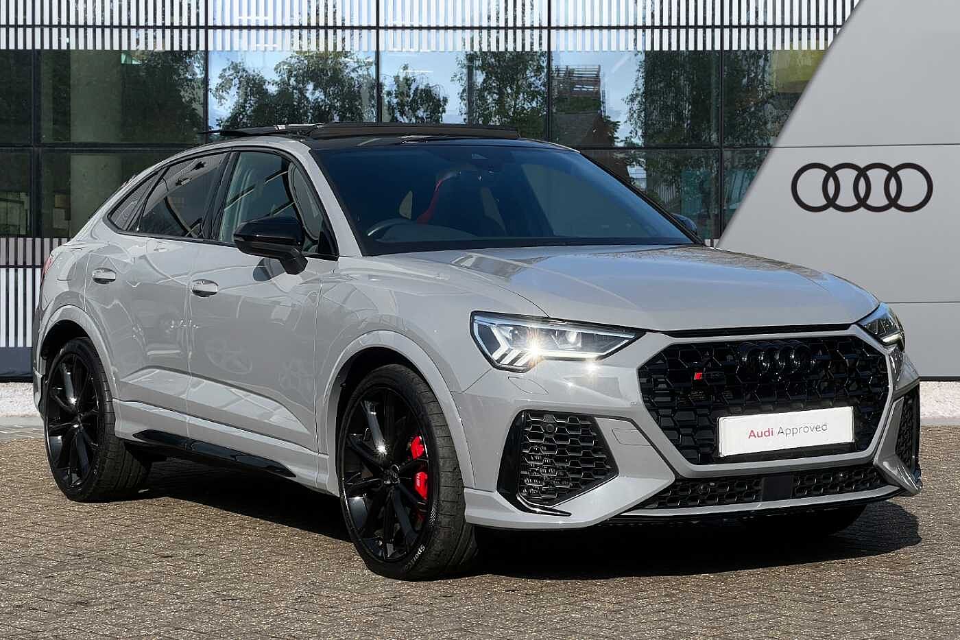 Main listing image - Audi RS Q3