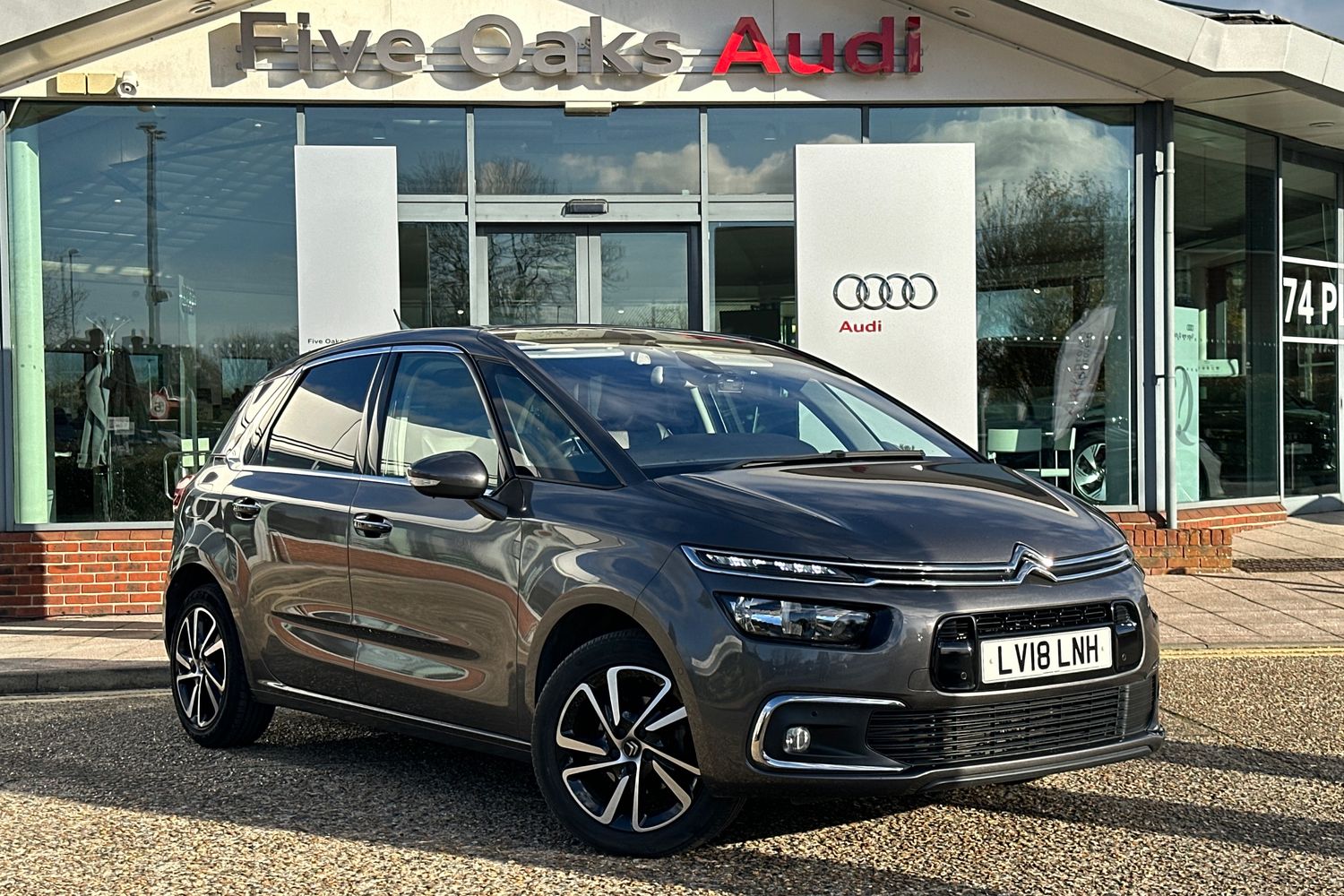 Main listing image - Citroen C4 Picasso