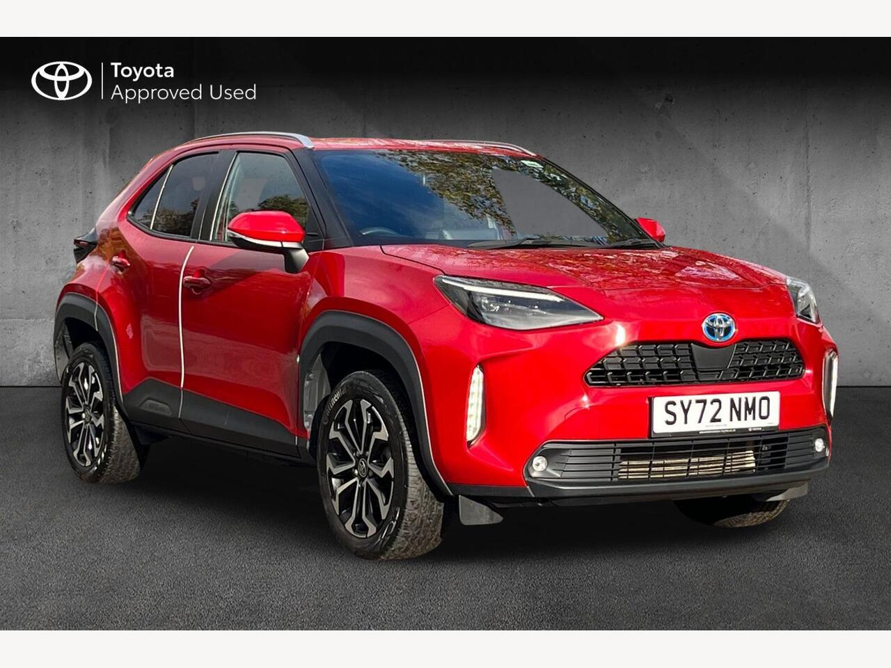 Main listing image - Toyota Yaris Cross
