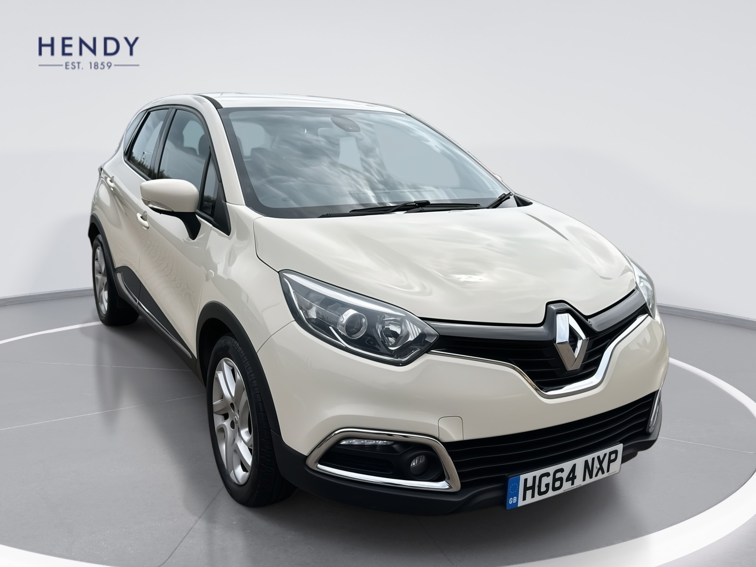 Main listing image - Renault Captur