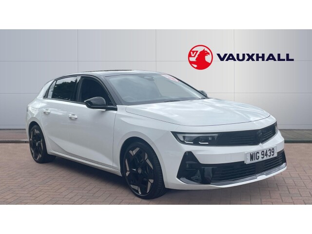 Main listing image - Vauxhall Astra