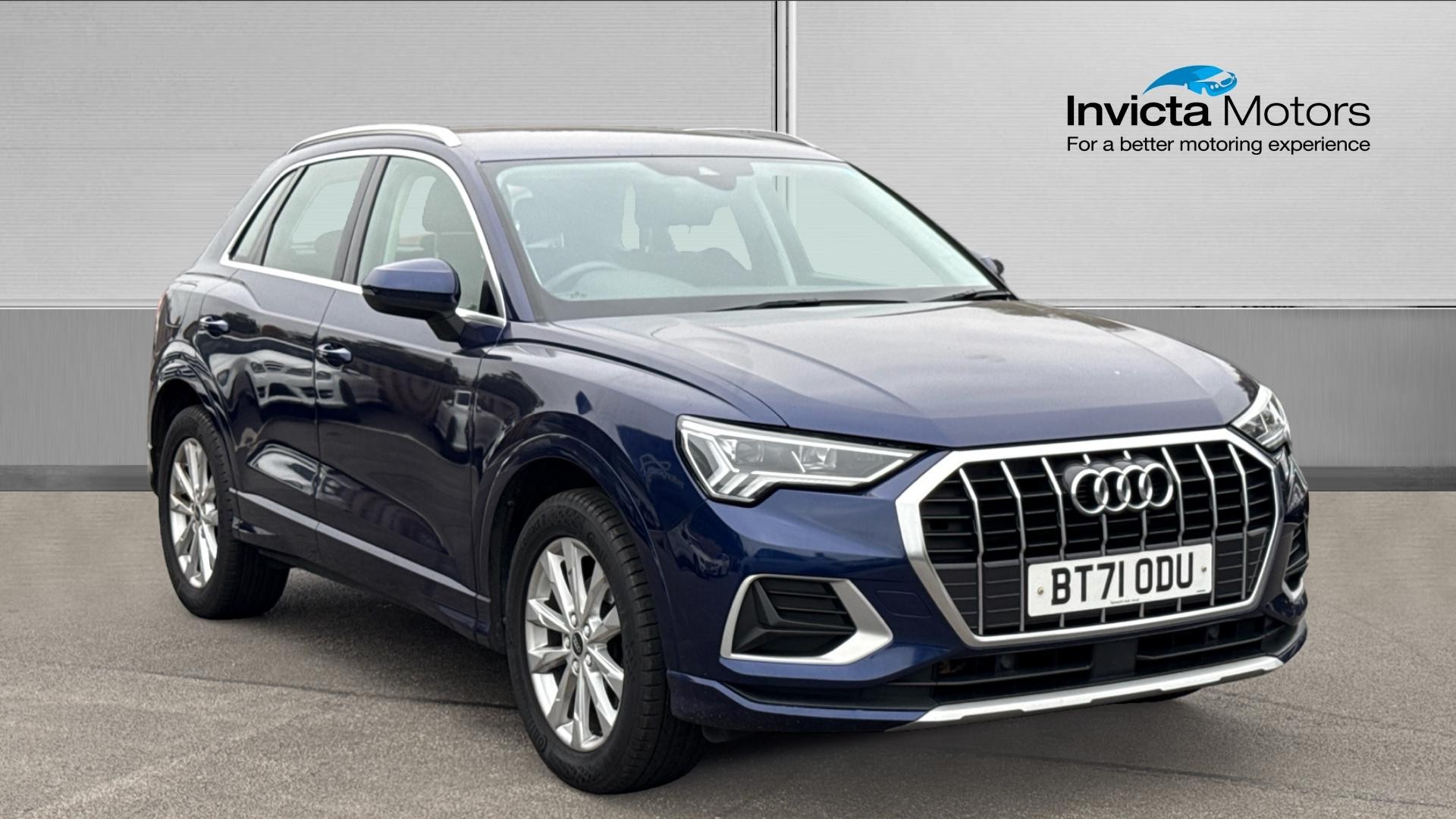 Main listing image - Audi Q3