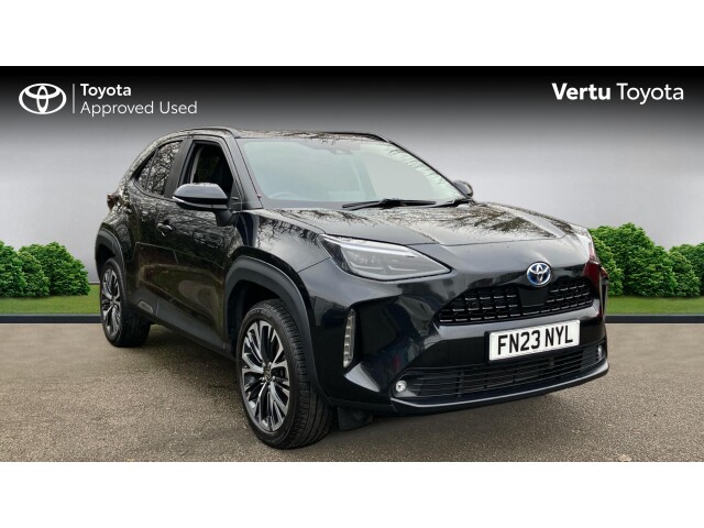 Main listing image - Toyota Yaris Cross