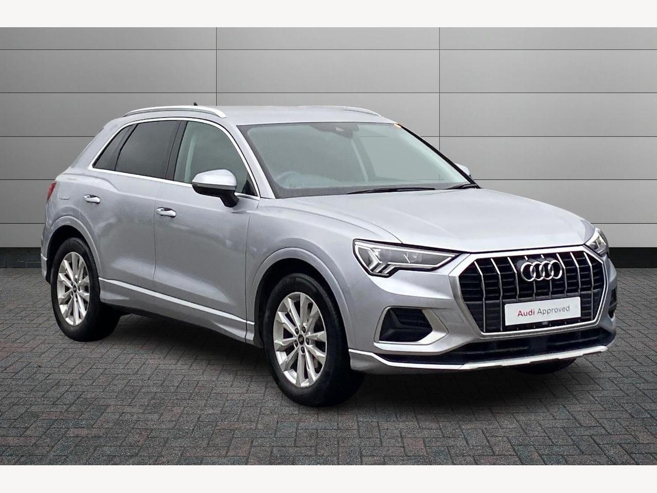 Main listing image - Audi Q3