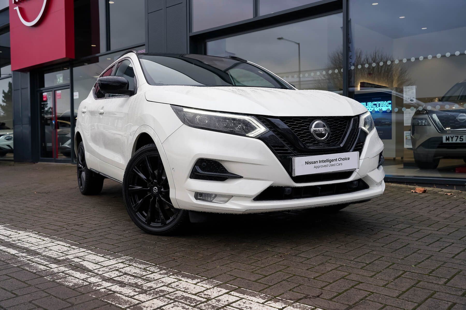 Main listing image - Nissan Qashqai