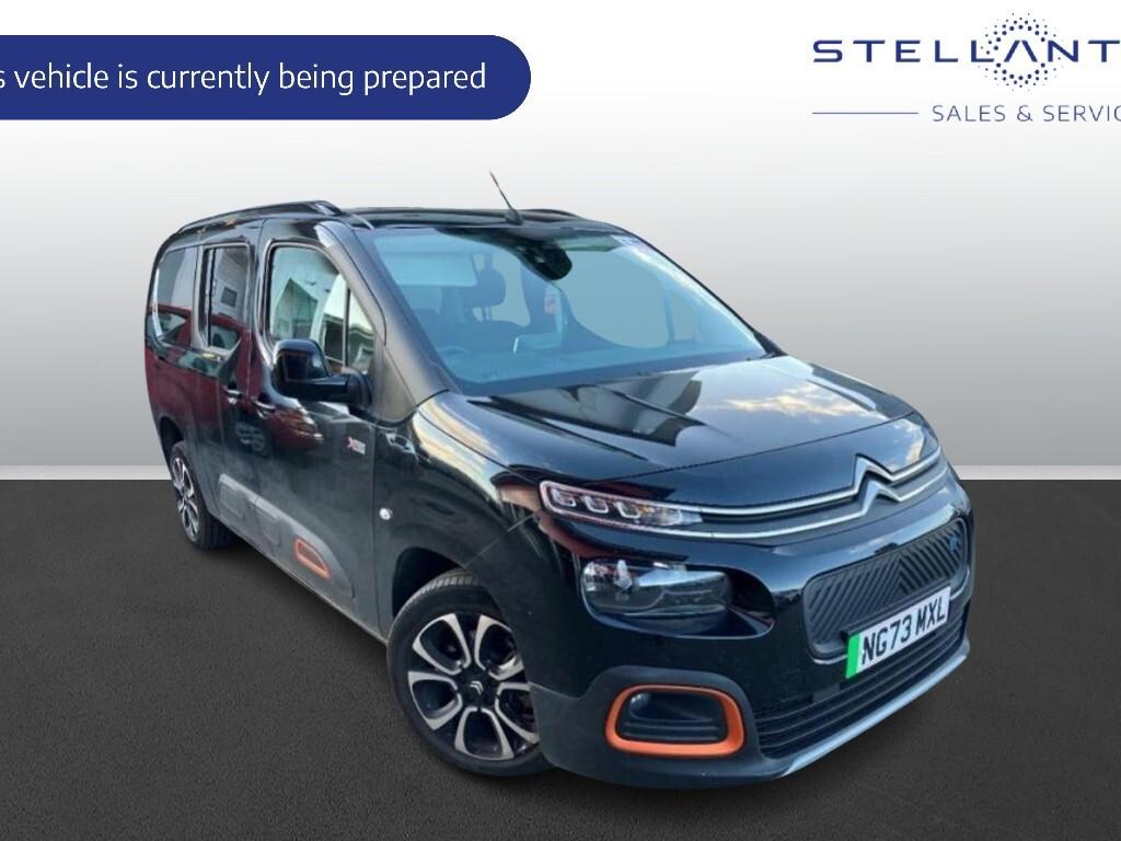 Main listing image - Citroen e-Berlingo