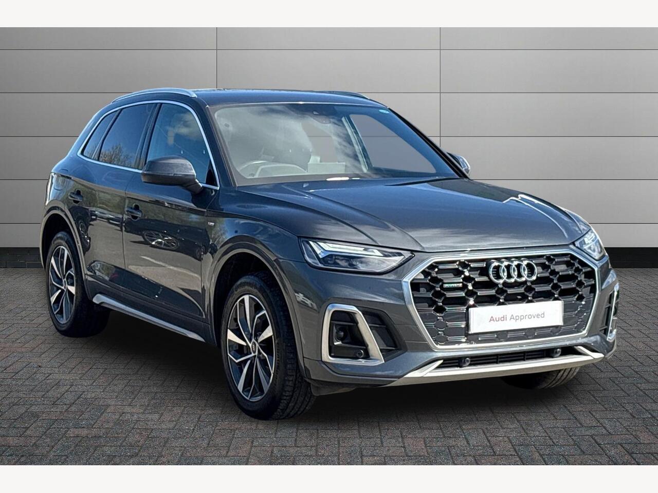 Main listing image - Audi Q5