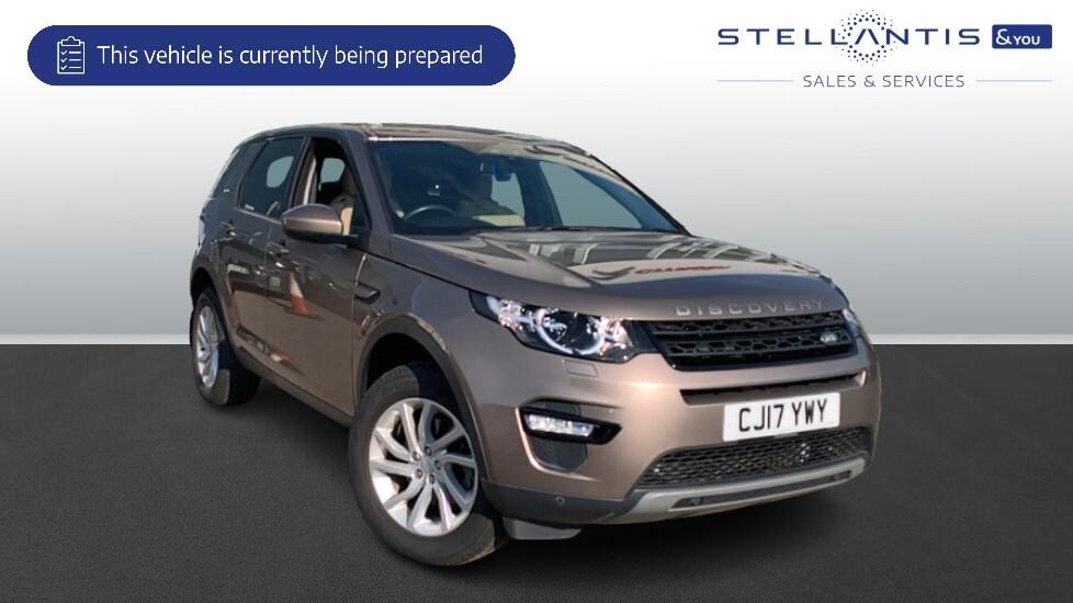 Main listing image - Land Rover Discovery Sport