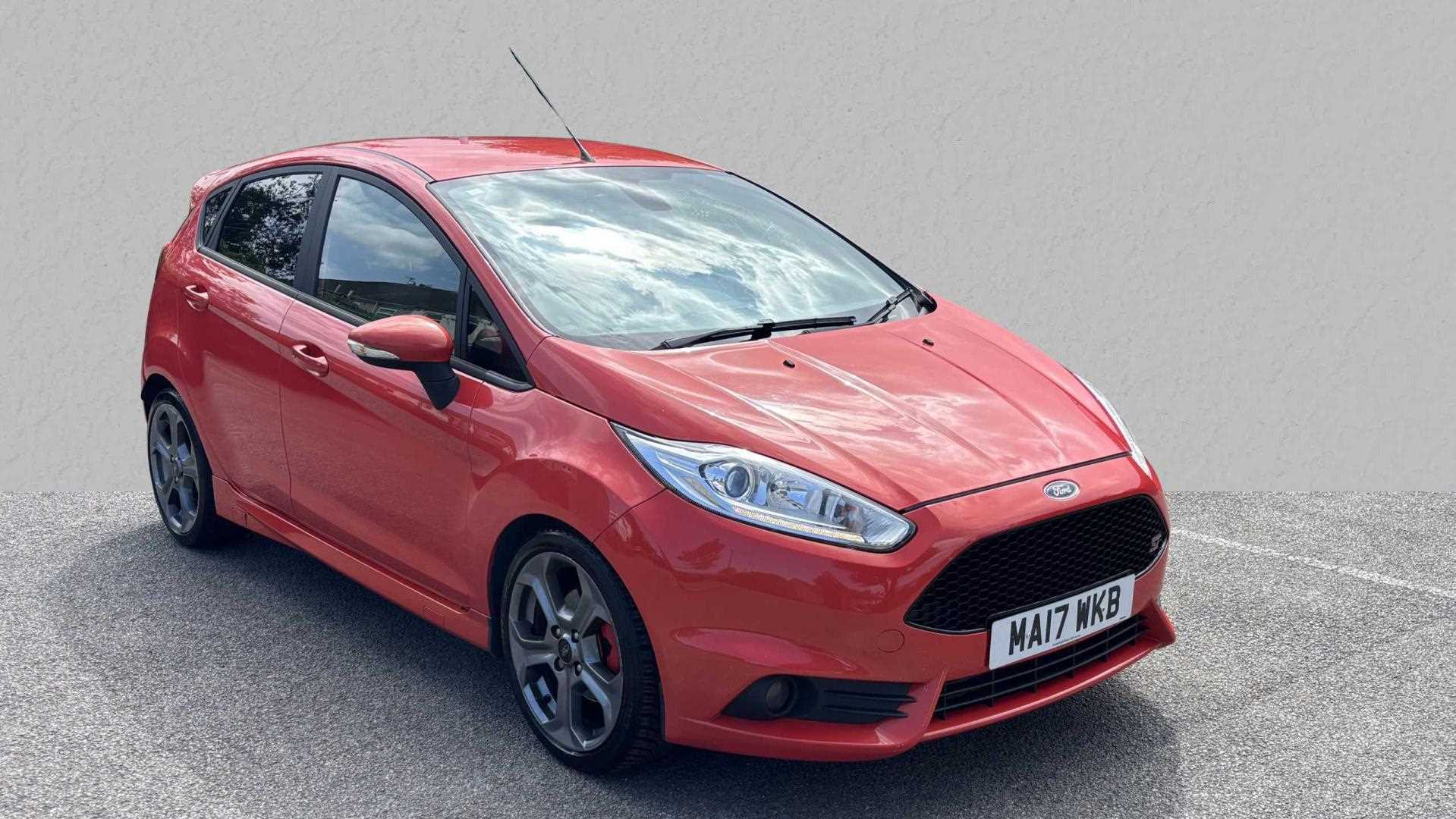 Main listing image - Ford Fiesta ST