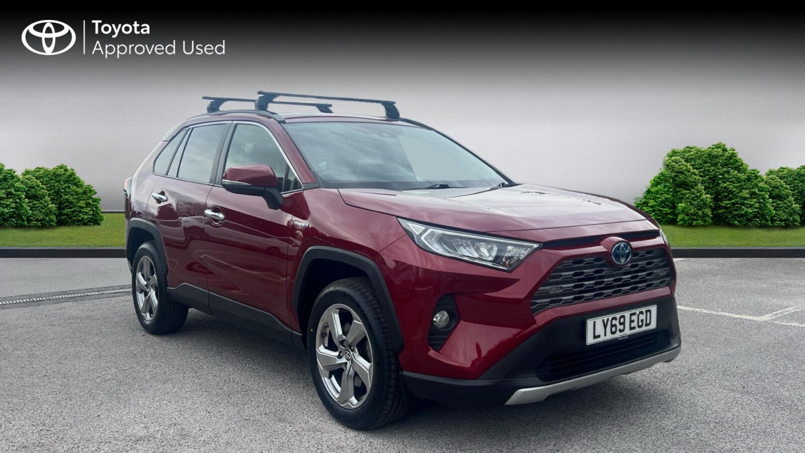 Main listing image - Toyota RAV4