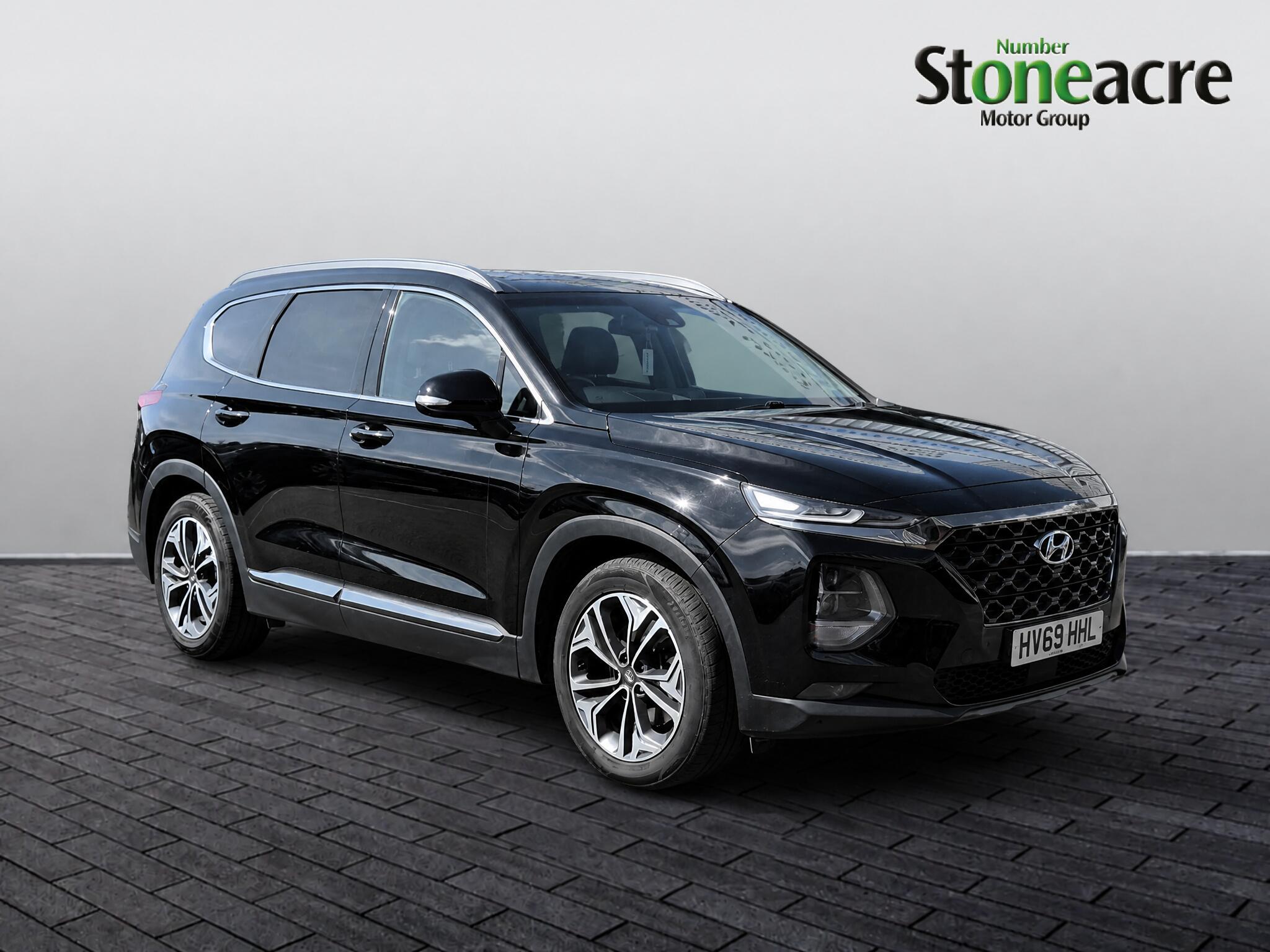 Main listing image - Hyundai Santa Fe