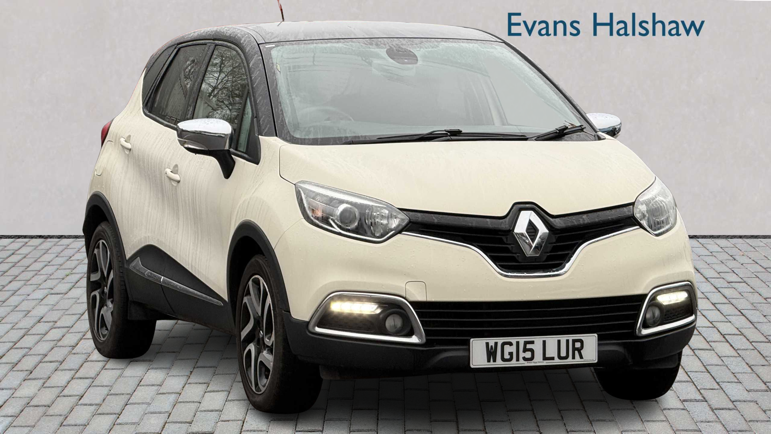Main listing image - Renault Captur