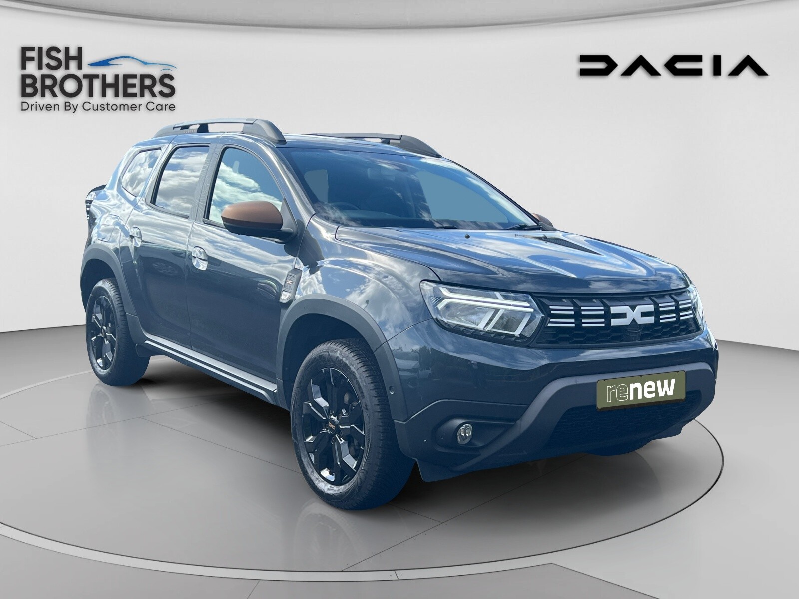 Main listing image - Dacia Duster