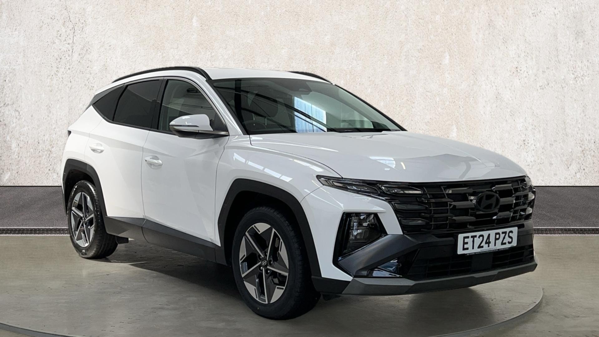 Main listing image - Hyundai Tucson