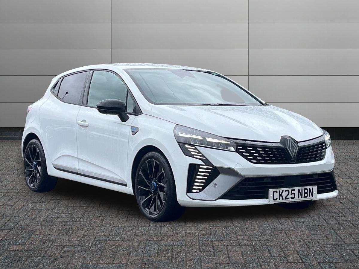 Main listing image - Renault Clio