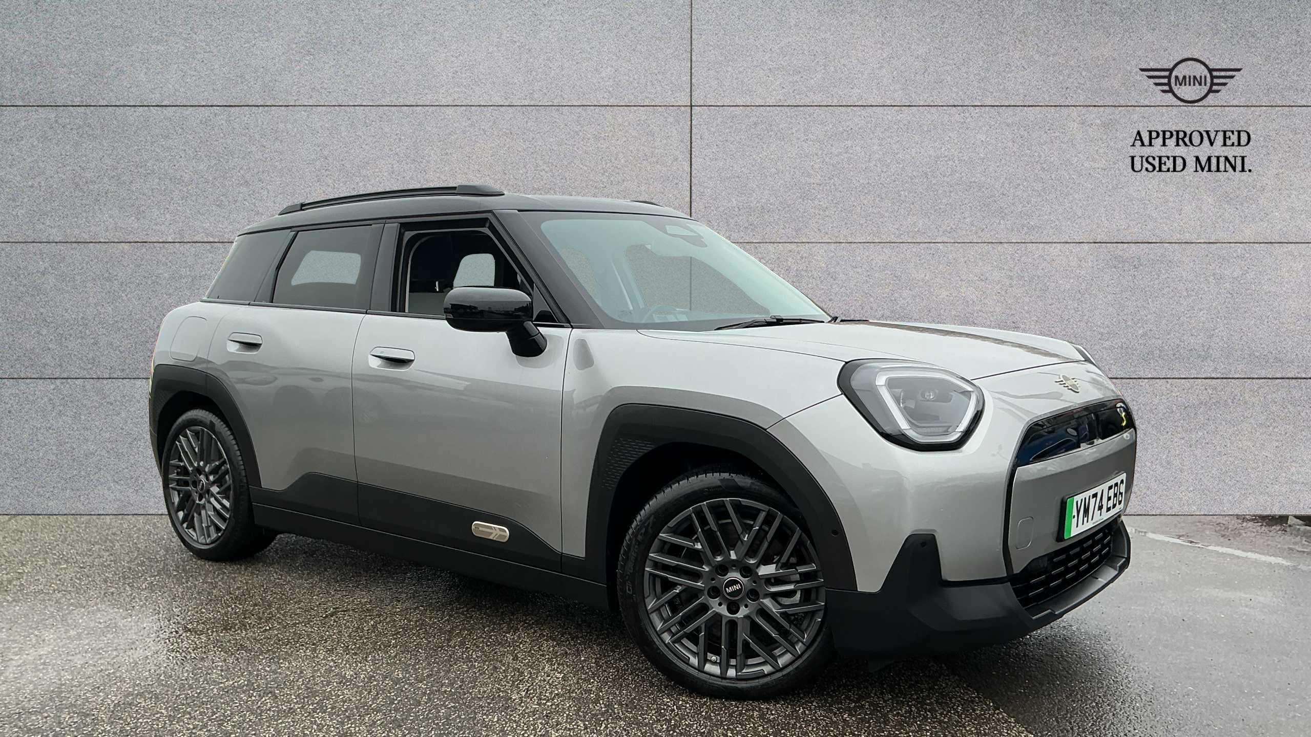 Main listing image - MINI Electric