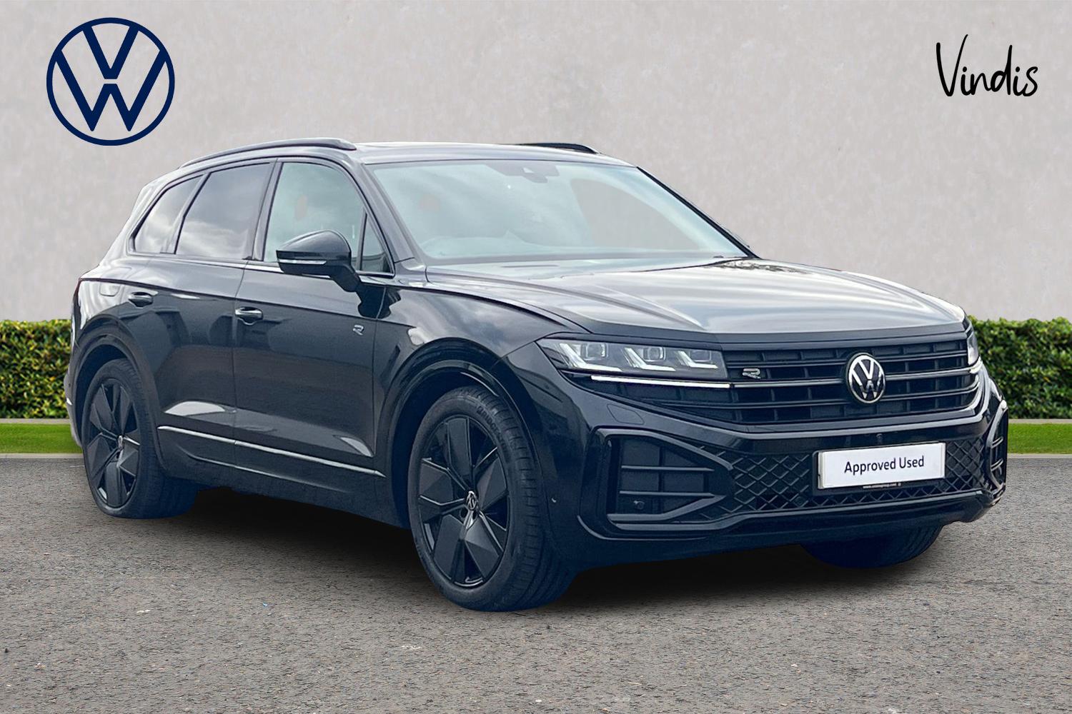Main listing image - Volkswagen Touareg