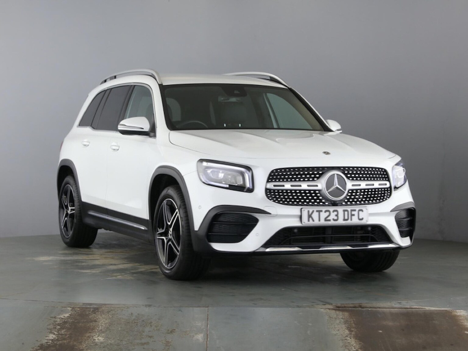 Main listing image - Mercedes-Benz GLB