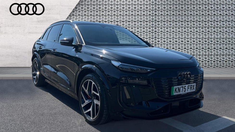 Main listing image - Audi Q6