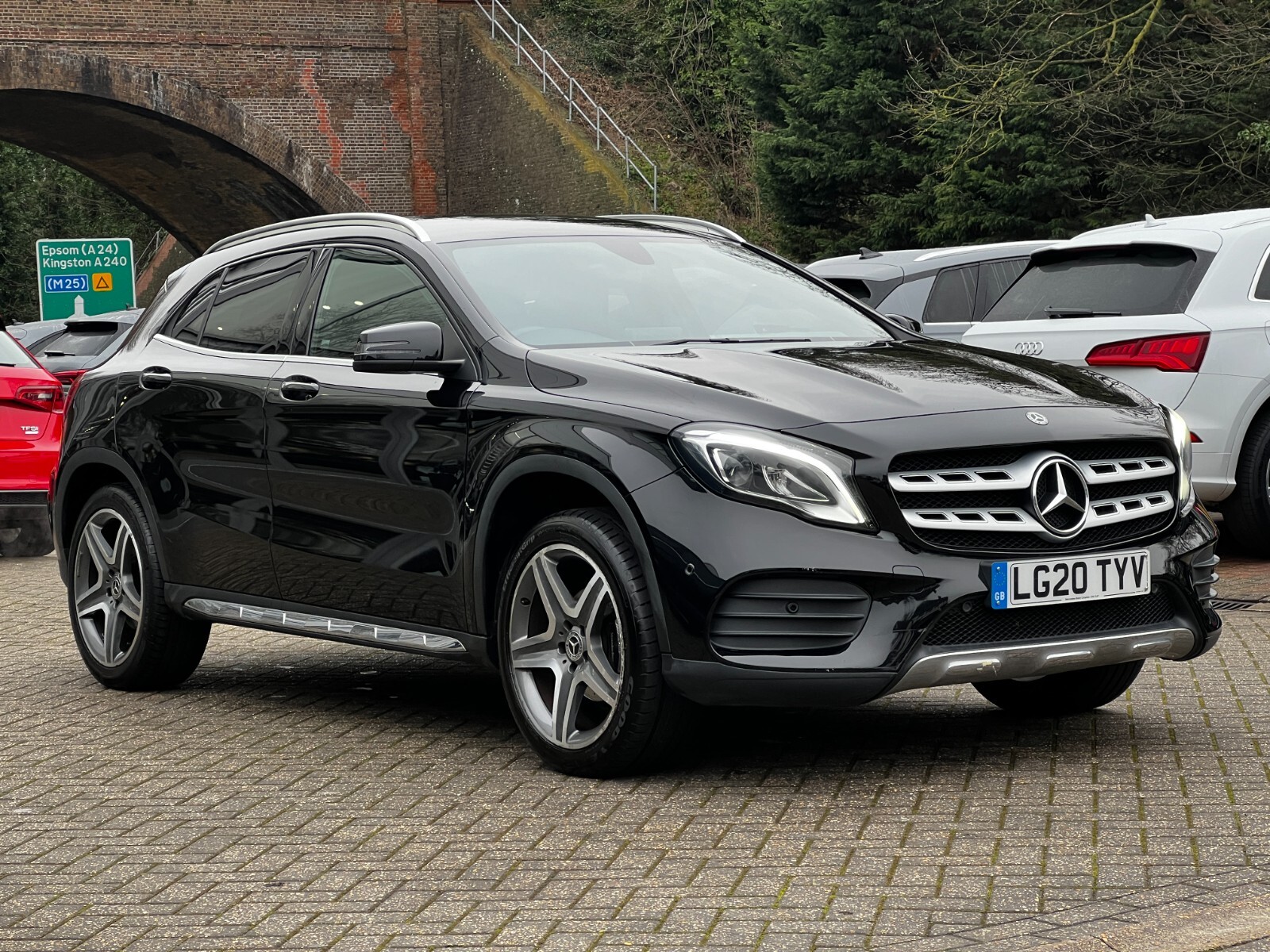 Main listing image - Mercedes-Benz GLA