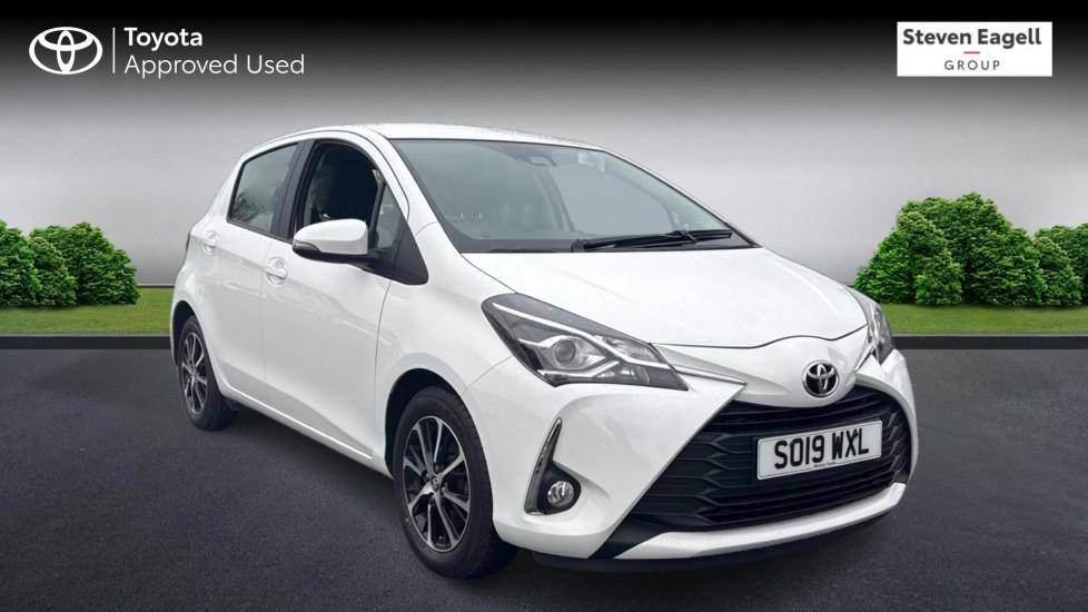 Main listing image - Toyota Yaris