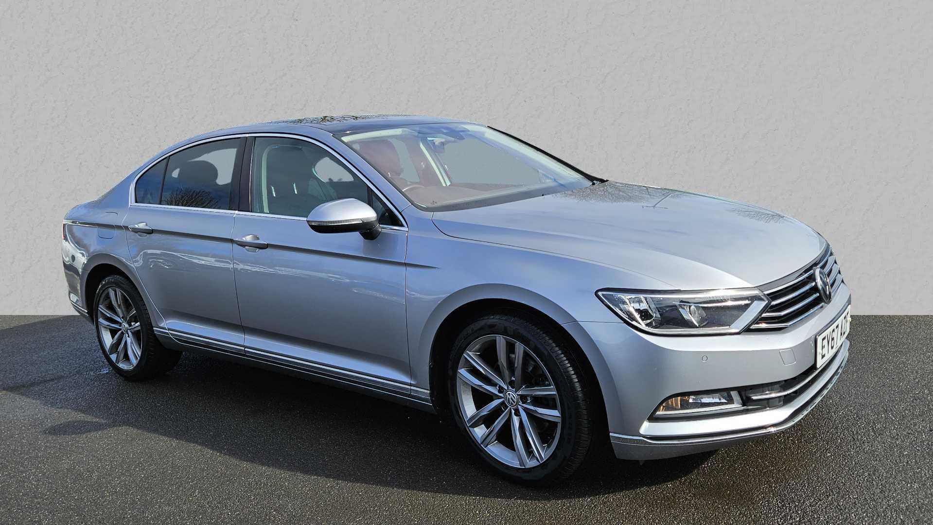 Main listing image - Volkswagen Passat