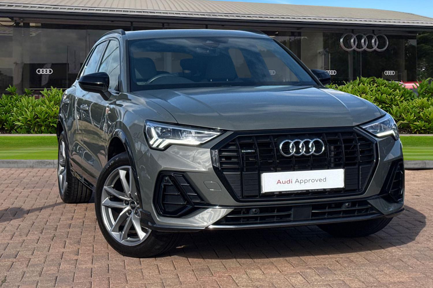 Main listing image - Audi Q3