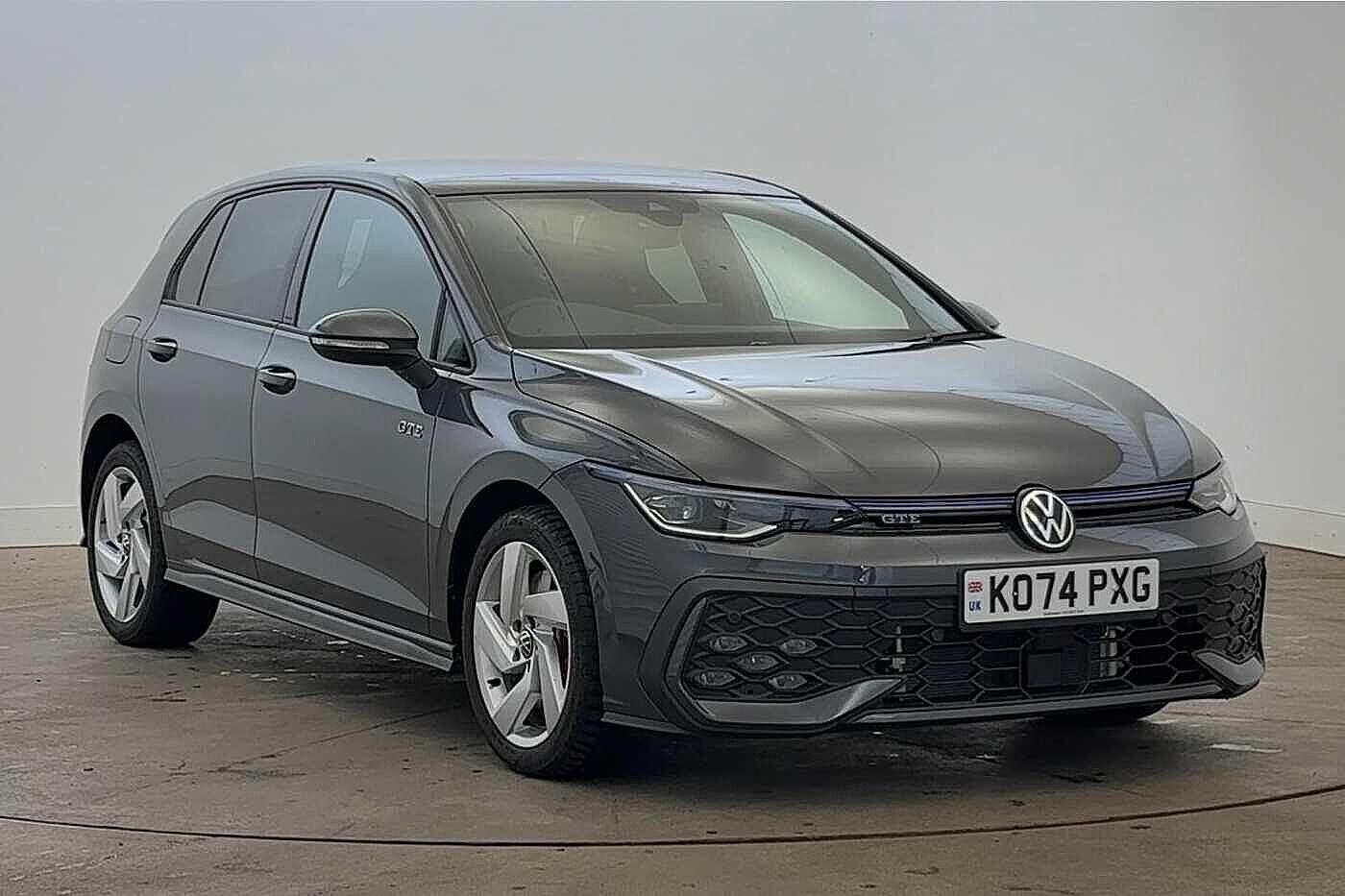 Main listing image - Volkswagen Golf GTE