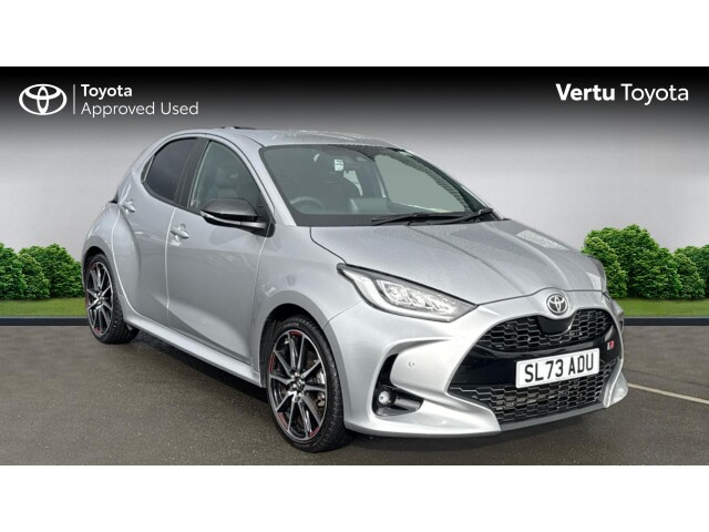 Main listing image - Toyota Yaris