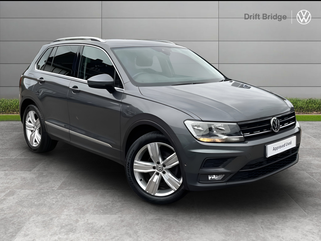 Main listing image - Volkswagen Tiguan