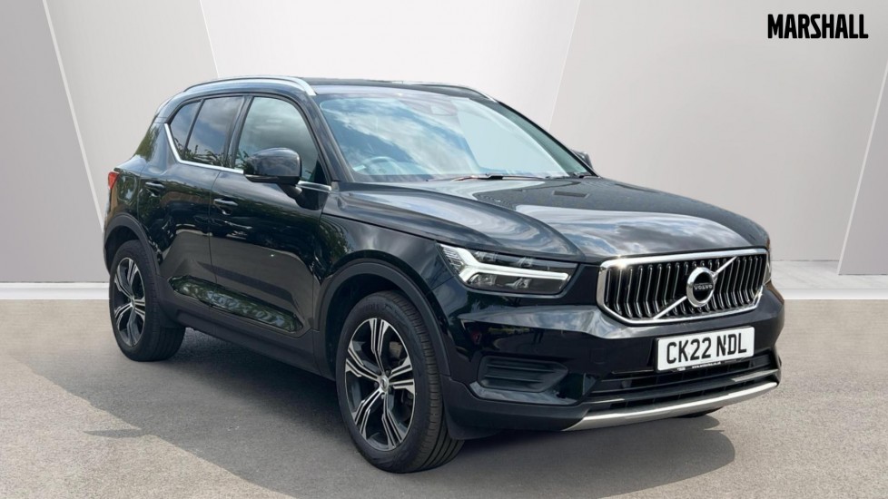 Main listing image - Volvo XC40