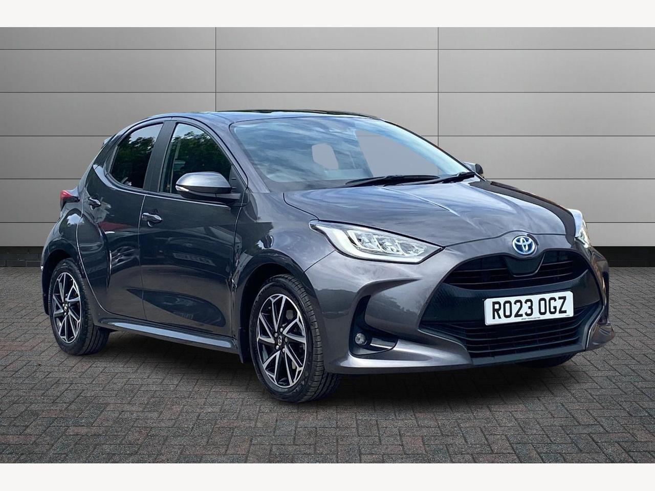 Main listing image - Toyota Yaris