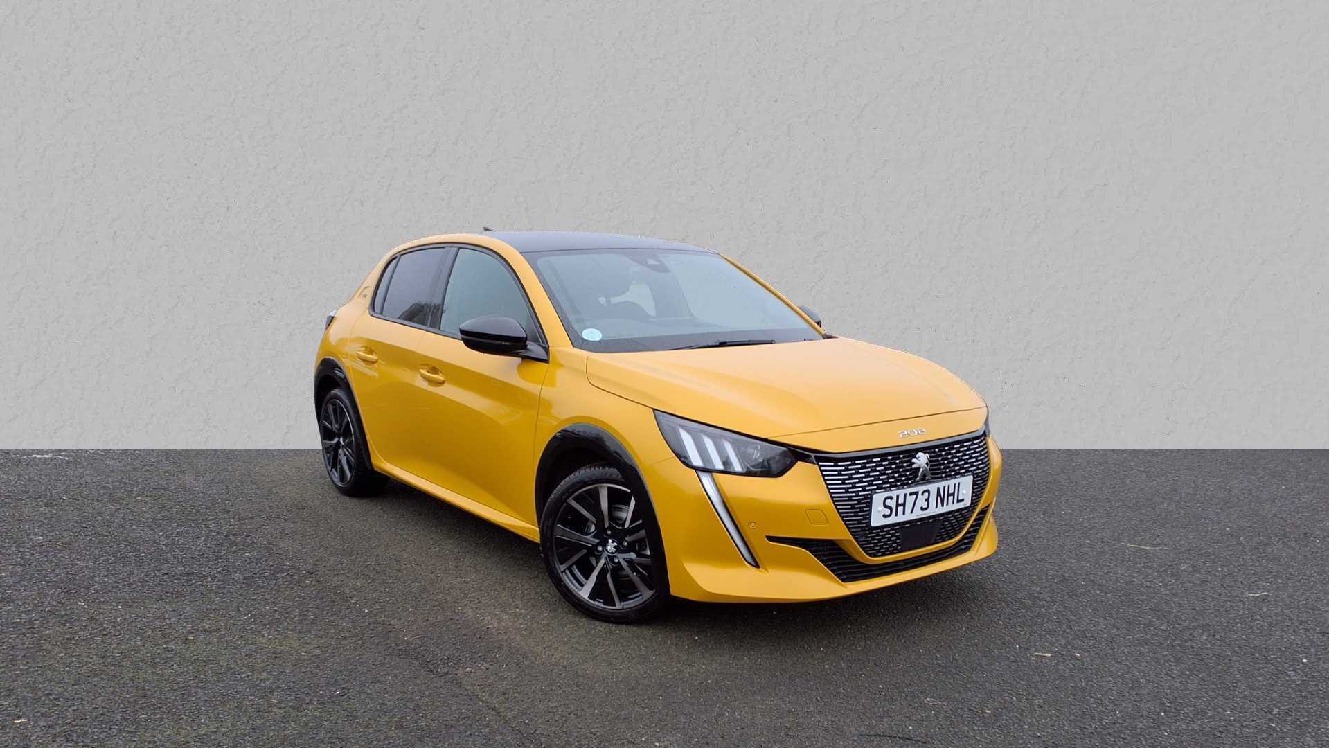 Main listing image - Peugeot 208