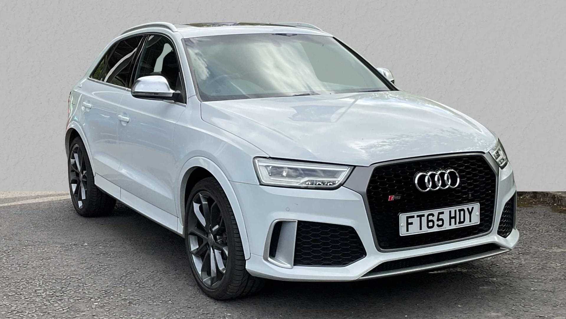 Main listing image - Audi RS Q3