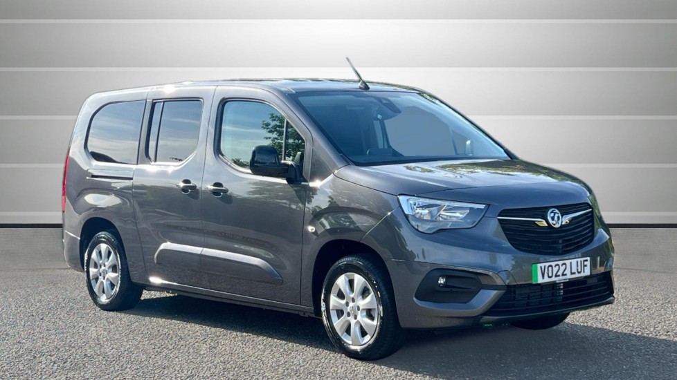 Main listing image - Vauxhall Combo Life-e