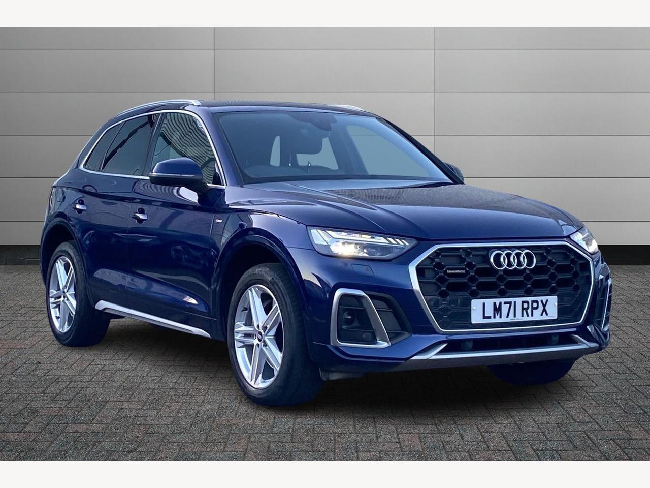 Main listing image - Audi Q5