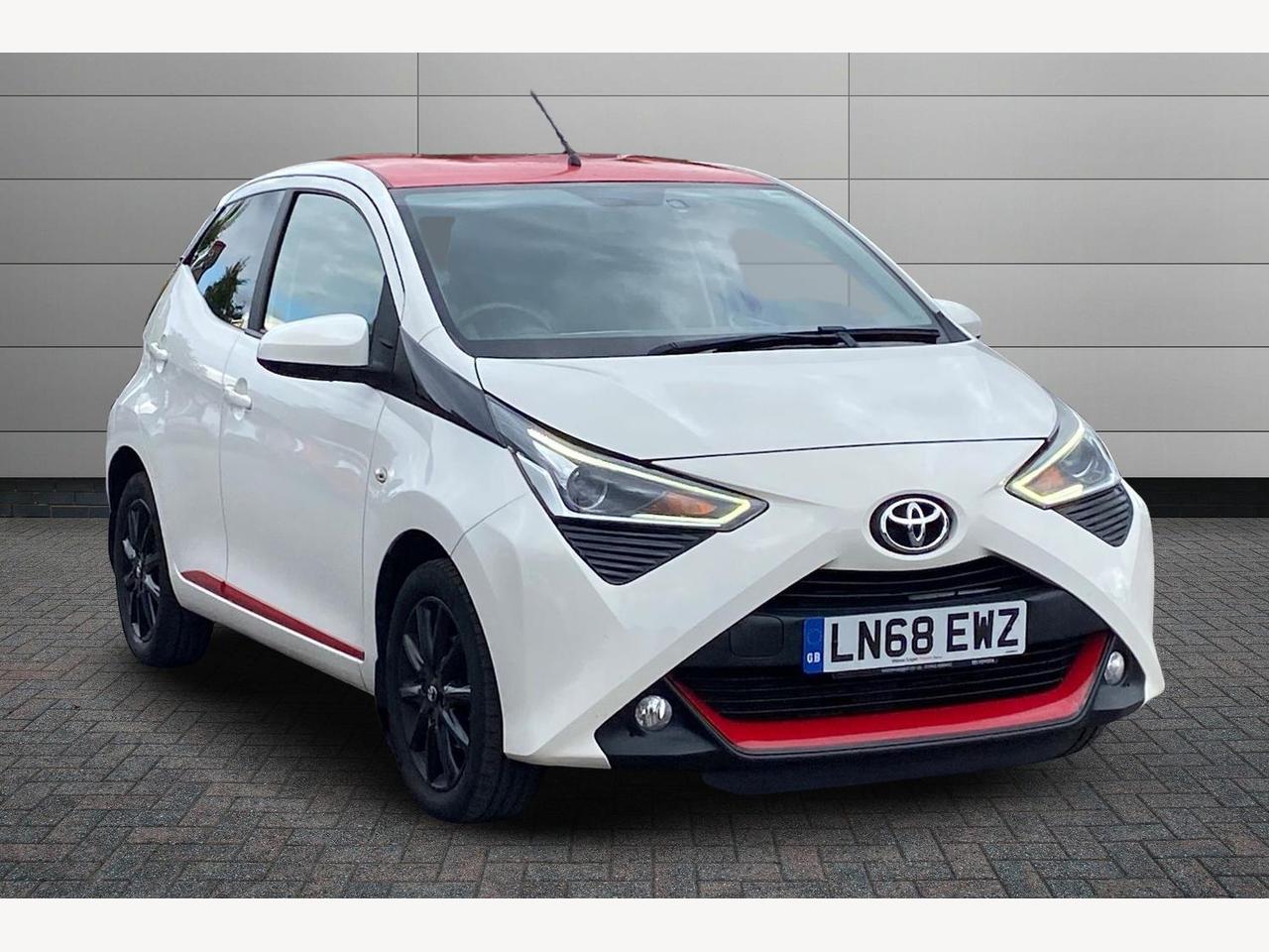 Main listing image - Toyota Aygo