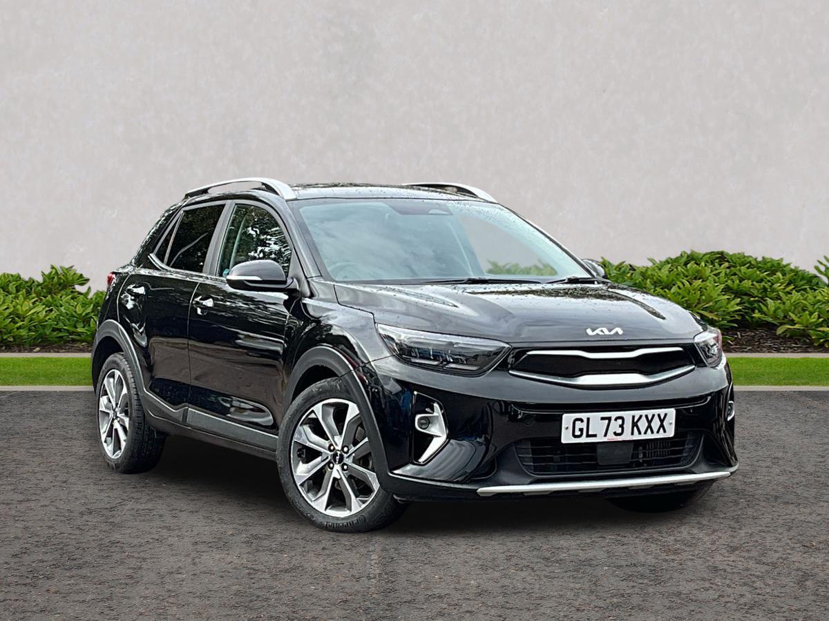 Main listing image - Kia Stonic
