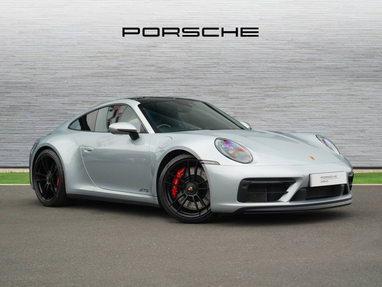 Main listing image - Porsche 911
