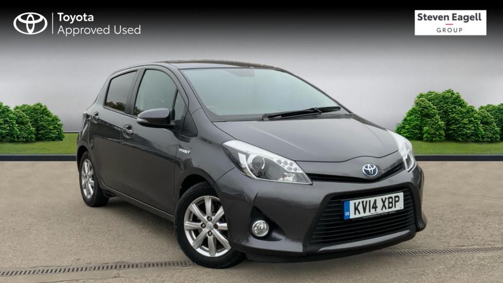 Main listing image - Toyota Yaris