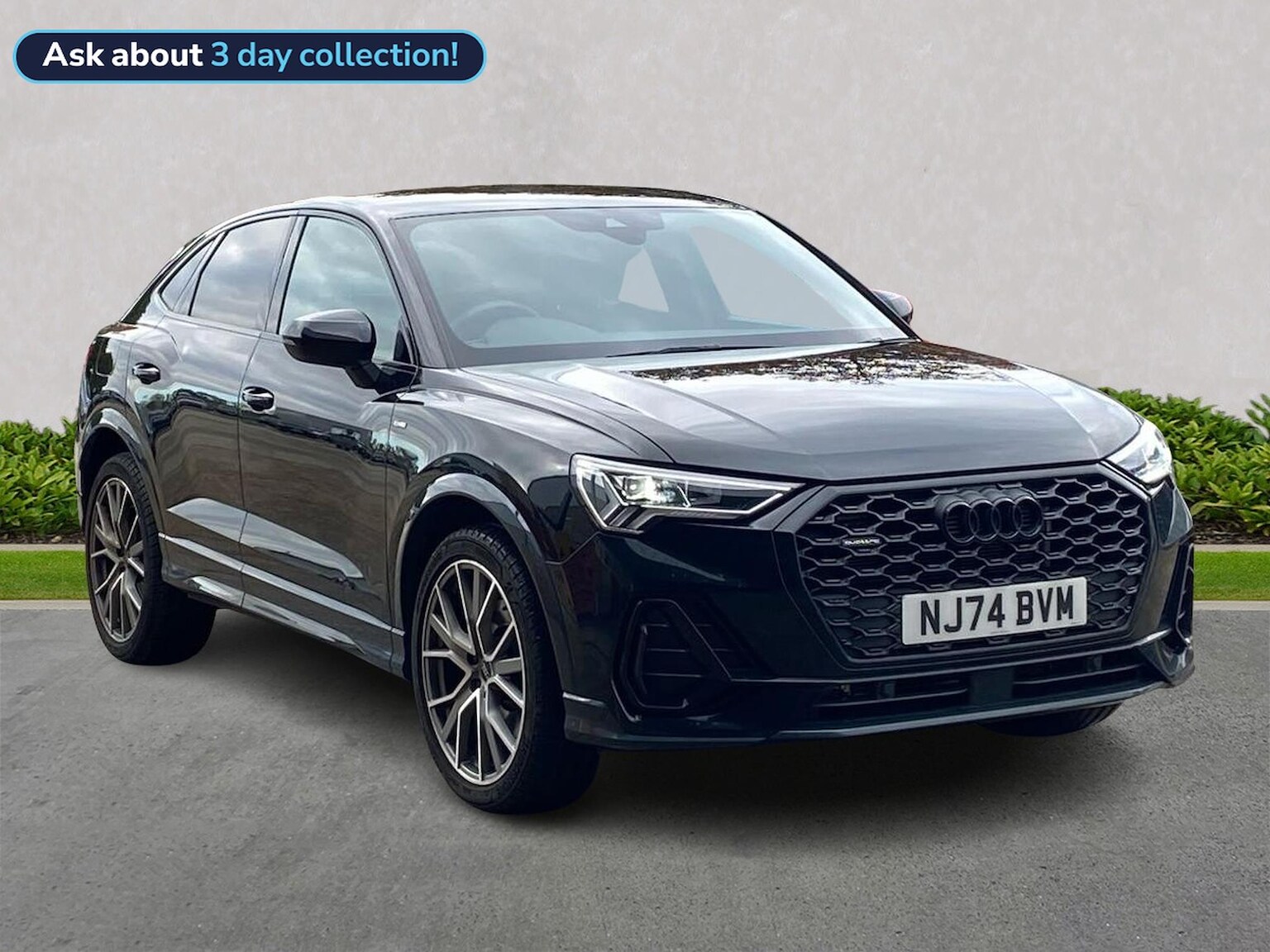 Main listing image - Audi Q3