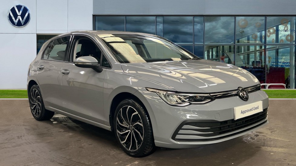 Main listing image - Volkswagen Golf