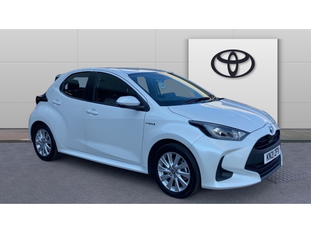 Main listing image - Toyota Yaris