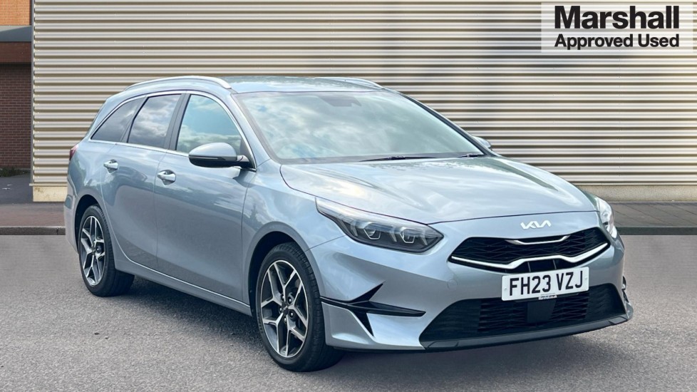 Main listing image - Kia Ceed SW