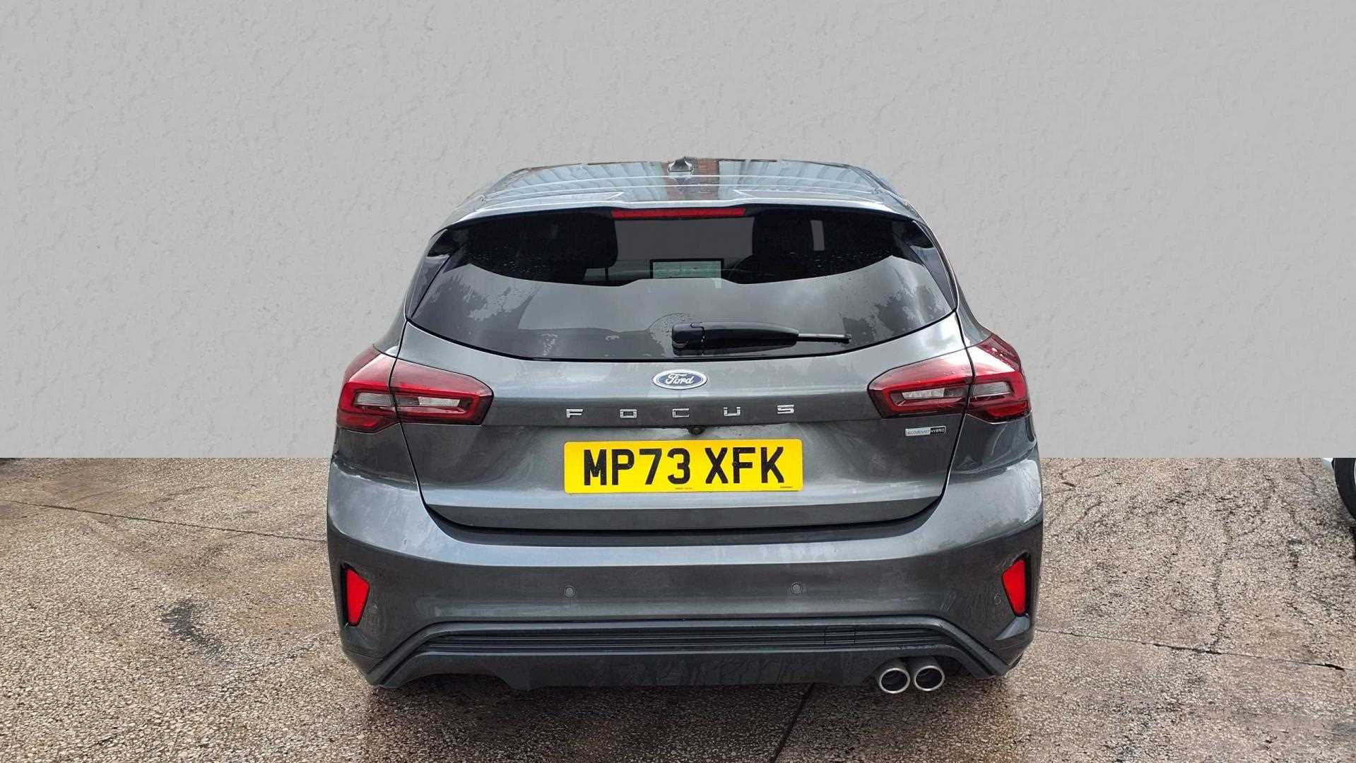 Main listing image - Ford Focus
