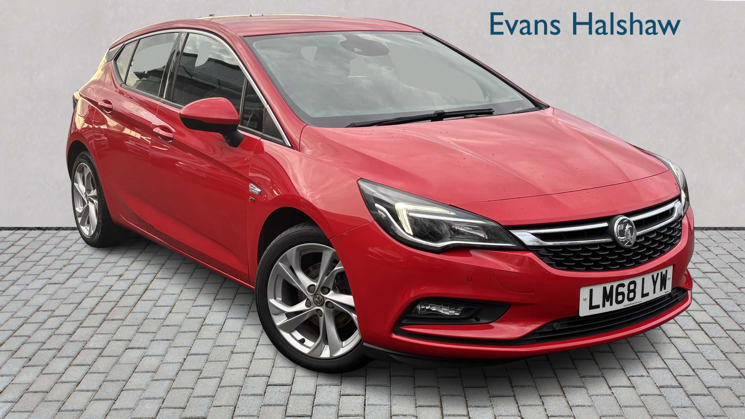 Main listing image - Vauxhall Astra