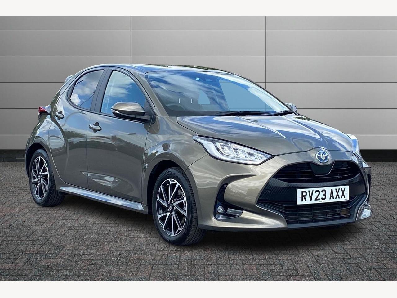 Main listing image - Toyota Yaris