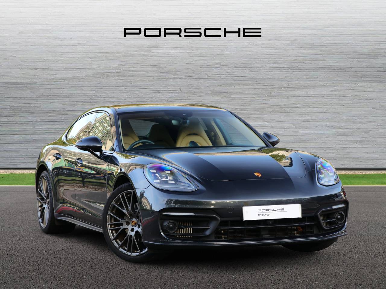 Main listing image - Porsche Panamera