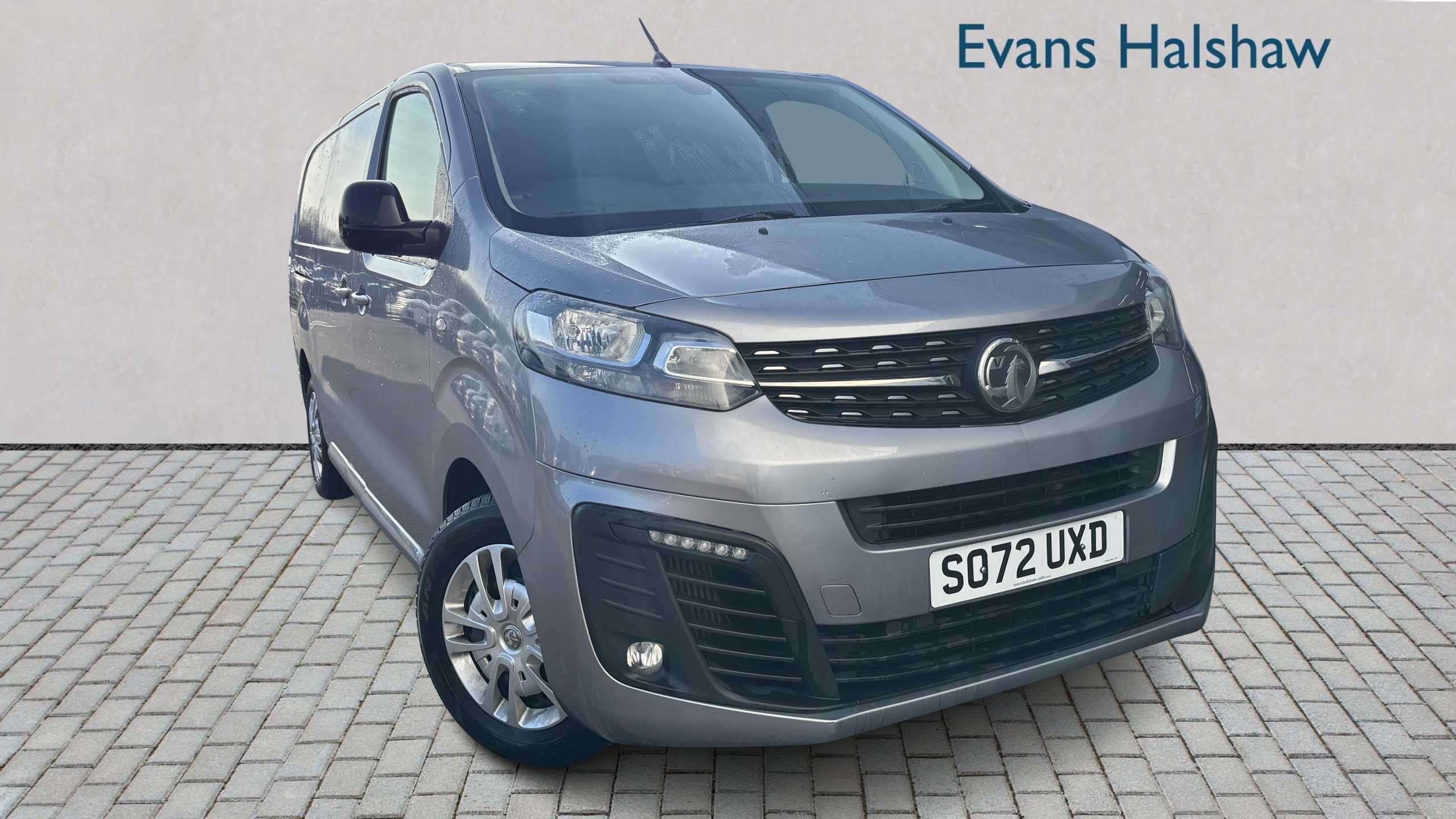 Main listing image - Vauxhall Vivaro