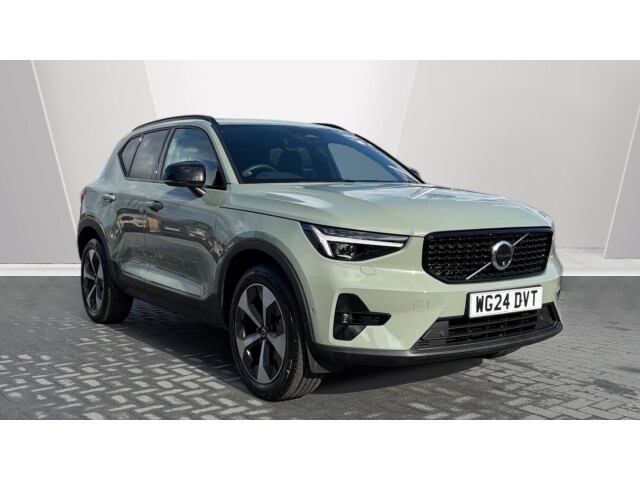 Main listing image - Volvo XC40